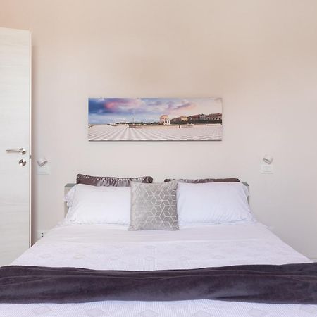 Abbraccio Di Mare- Relax Vicino Al Porto Apartment ลีวอร์โน ภายนอก รูปภาพ